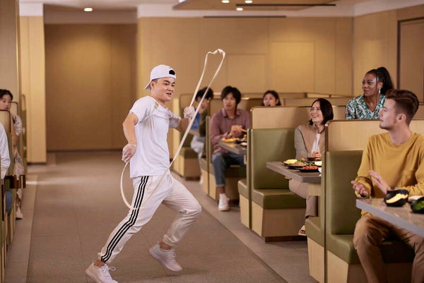 【米原駅・彦根駅発】読売旅行関西・初登場!「海底撈火鍋・変面ショー」&なにわパワースポットめぐり 日帰り2